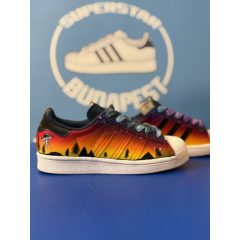 Adidas Superstar x UFO