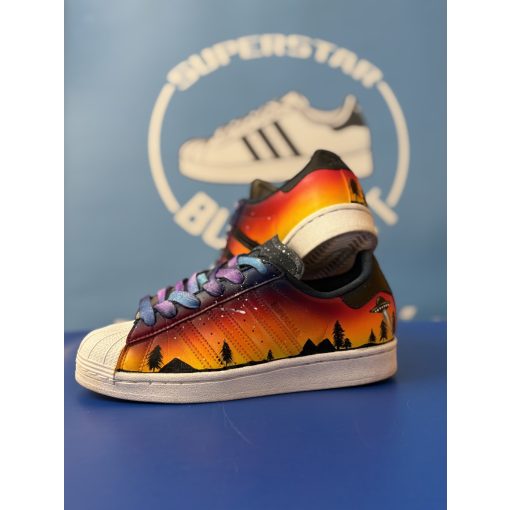 Adidas Superstar x UFO