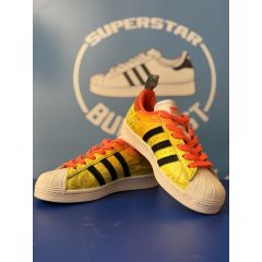 Adidas Superstar x freestyle