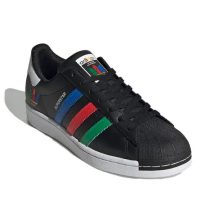 Adidas Superstar - Inclusivity