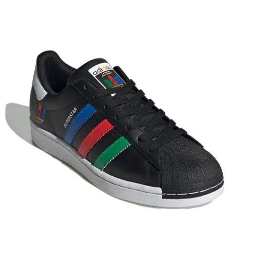 Adidas Superstar - Inclusivity