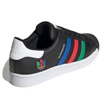 Adidas Superstar - Inclusivity