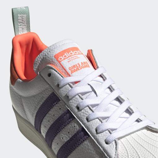 Adidas Superstar -  Girls are Awesome No box